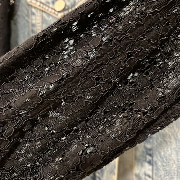 Alice& olivia Jean jacket with lace sleeve - Picture 5 of 9